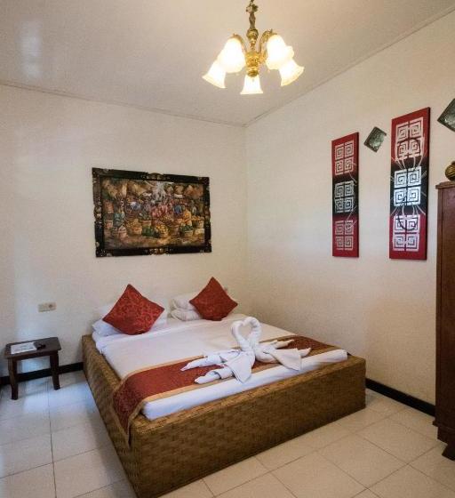 بنسيون Hobbit S House Homestay