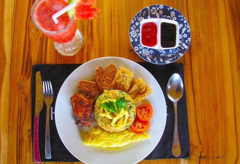 بنسيون Hobbit S House Homestay