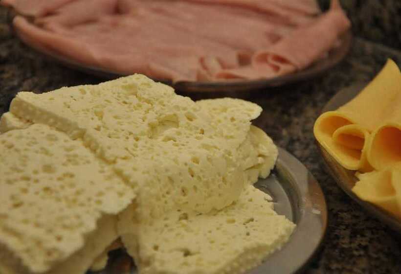 بنسيون Pousada Figueiredo