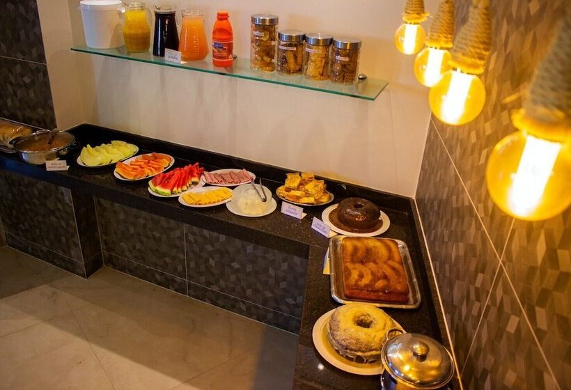 بنسيون Pousada Figueiredo