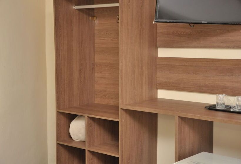 بنسيون Pousada Figueiredo