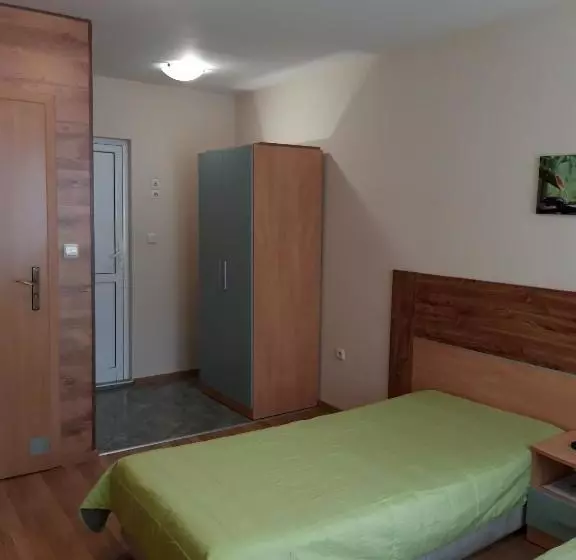 ペンション Private Rooms Silvia