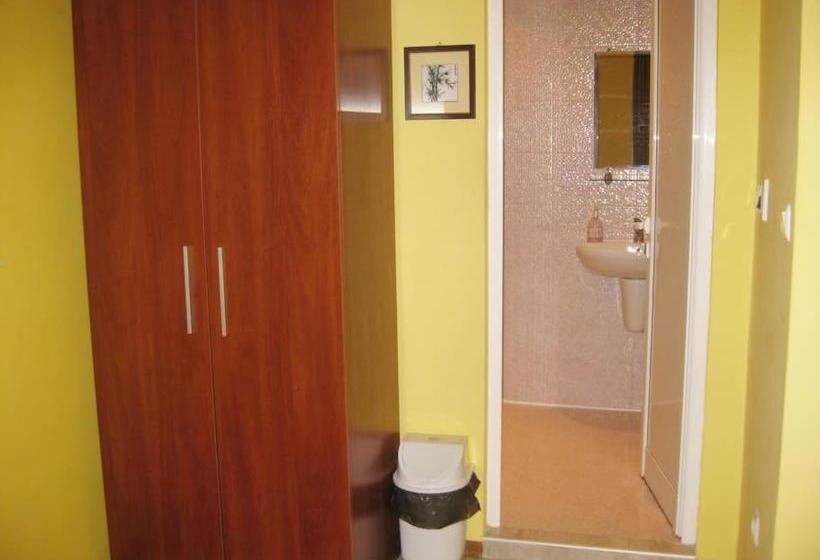 پانسیون Private Rooms Silvia