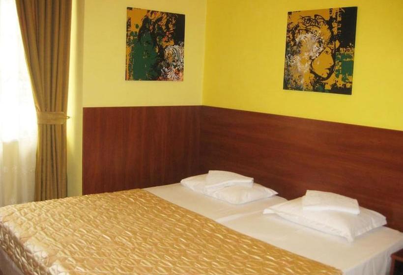 پانسیون Private Rooms Silvia