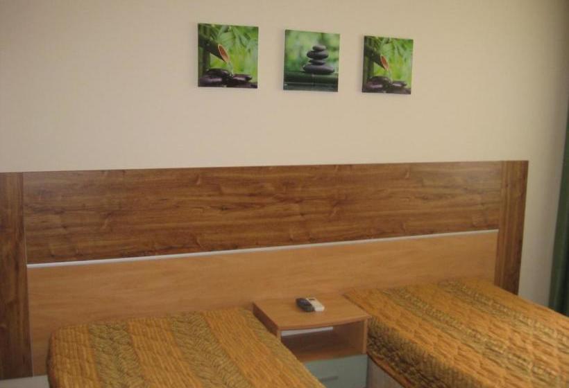 پانسیون Private Rooms Silvia