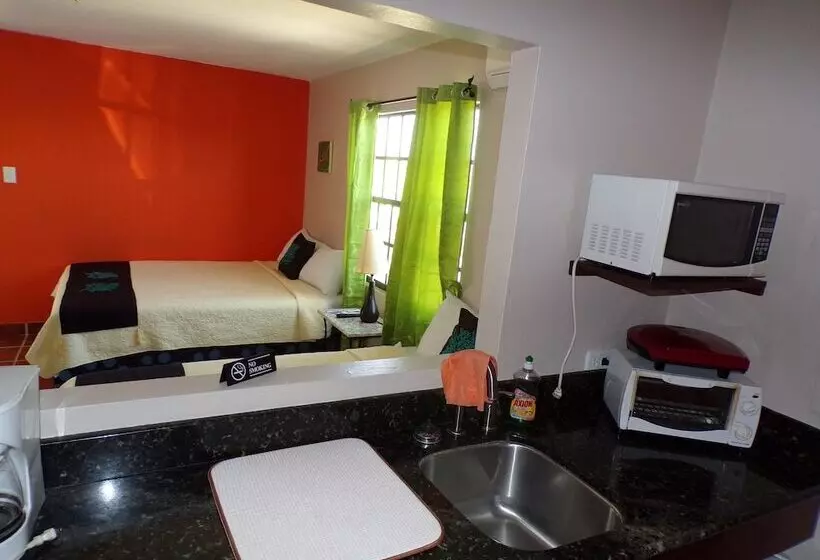 Retkeilymaja Bamboleo Inn Belize