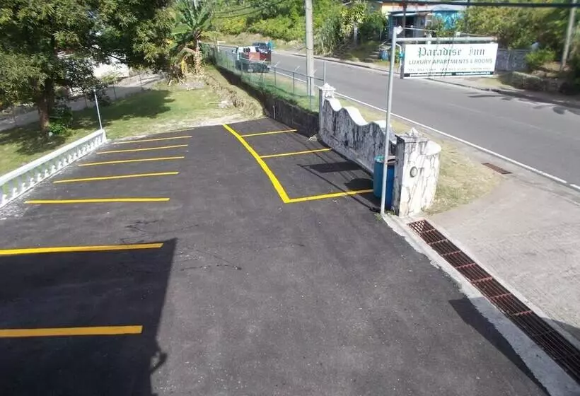 هاستل Paradise Inn