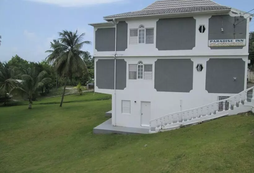 هاستل Paradise Inn