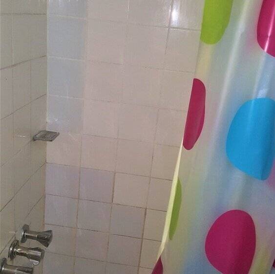 هاستل Paradise Inn