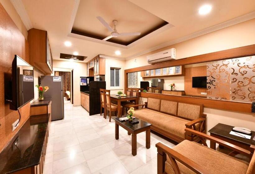 Click White House Residency, Vadodara