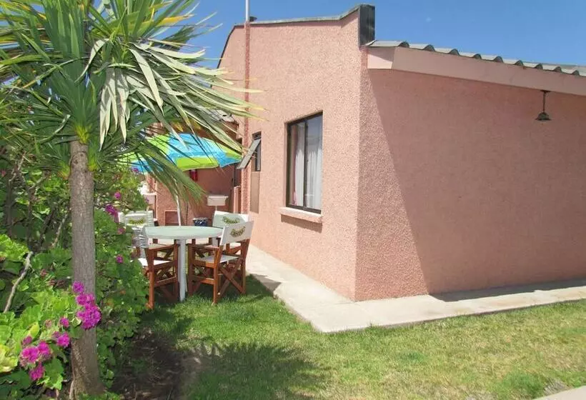 Cabañas De La Costa