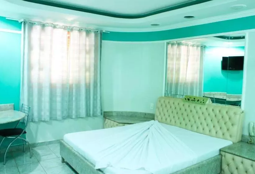 Medieval Motel E Hospedagem