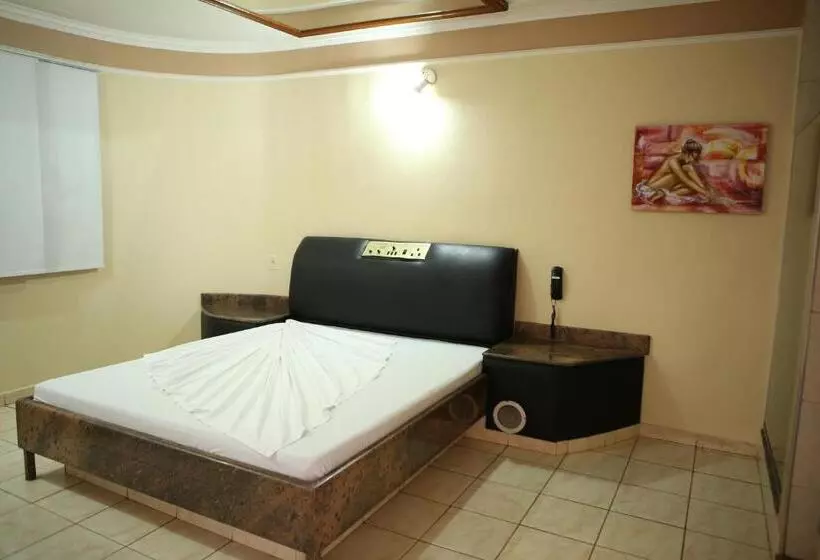 Medieval Motel E Hospedagem