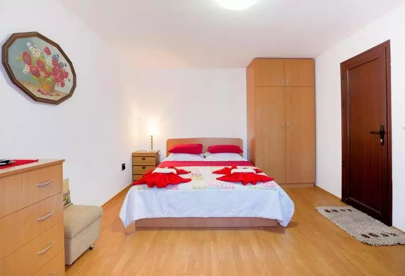 پانسیون Guest House Tulen