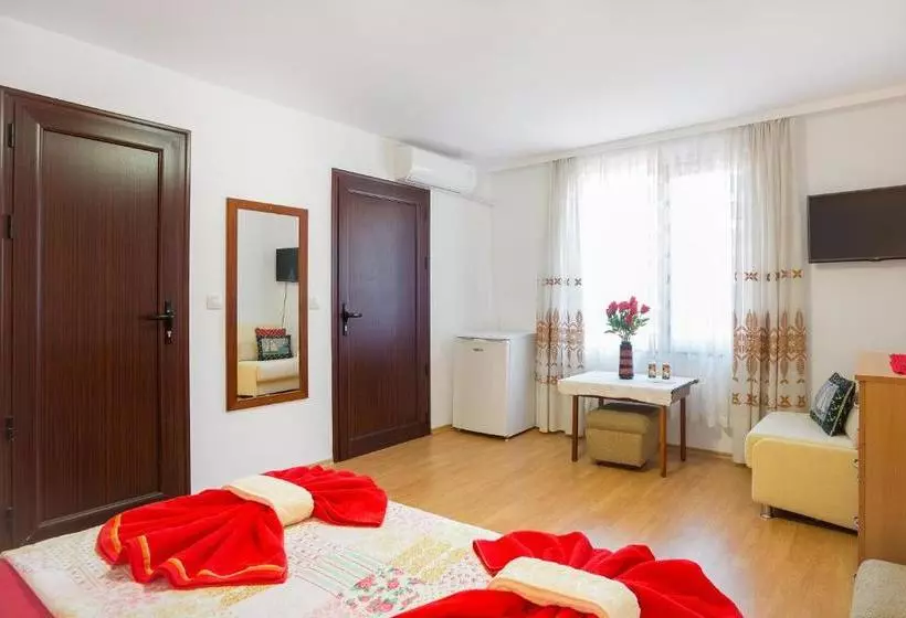 پانسیون Guest House Tulen