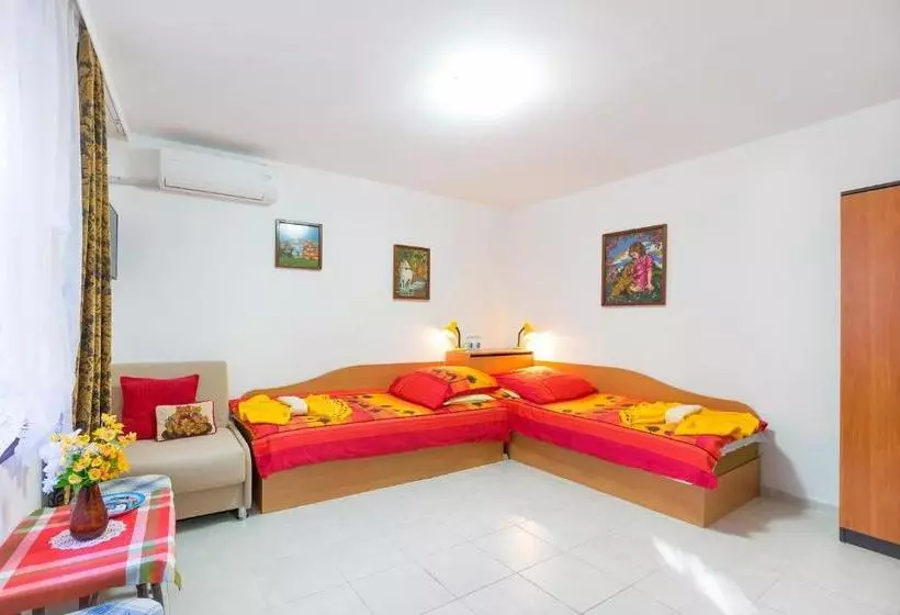پانسیون Guest House Tulen