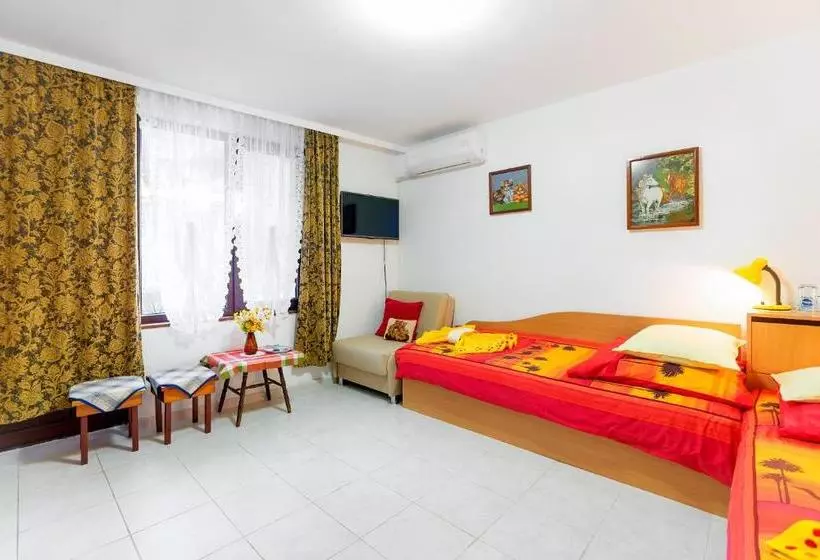 پانسیون Guest House Tulen