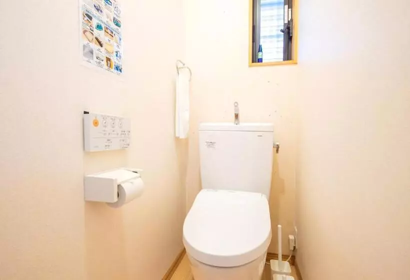 ペンション Guest House Wakabaya