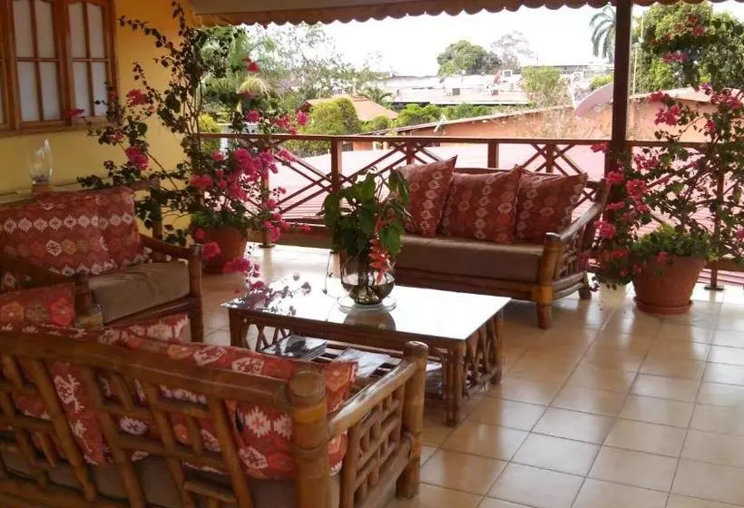 ペンション Hostal Doña Maria