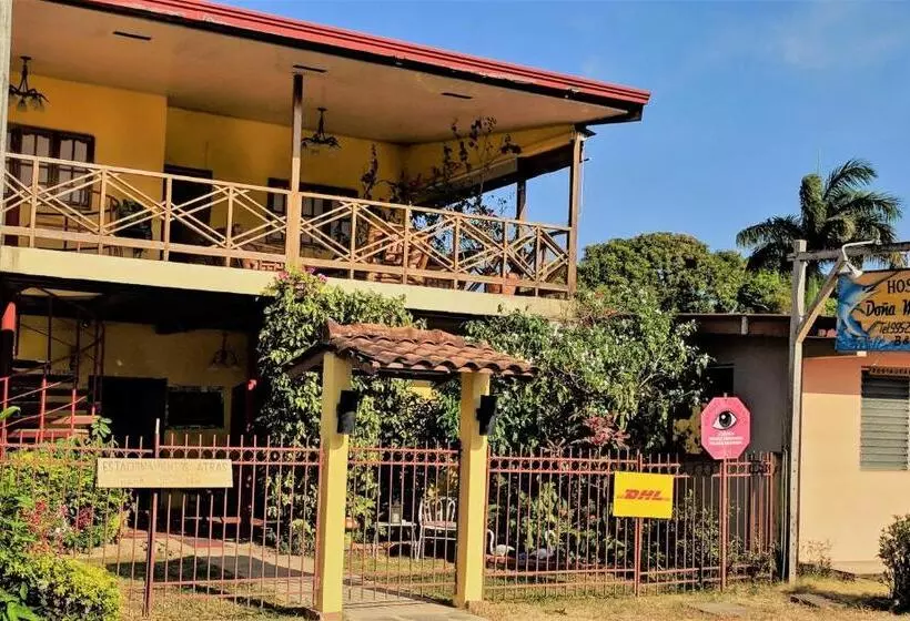 ペンション Hostal Doña Maria