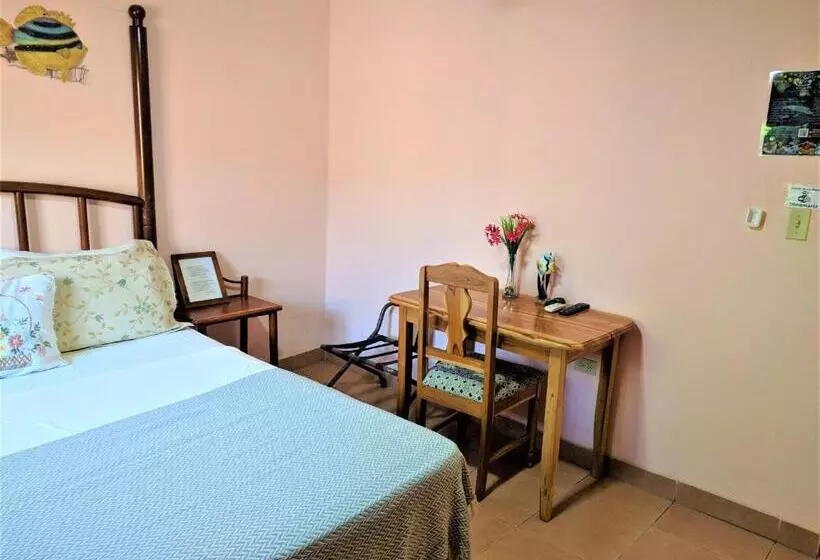 ペンション Hostal Doña Maria