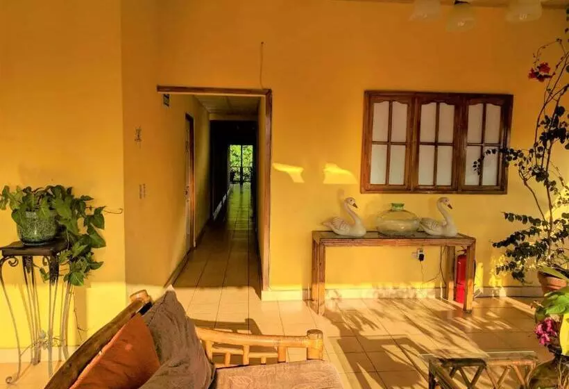 ペンション Hostal Doña Maria