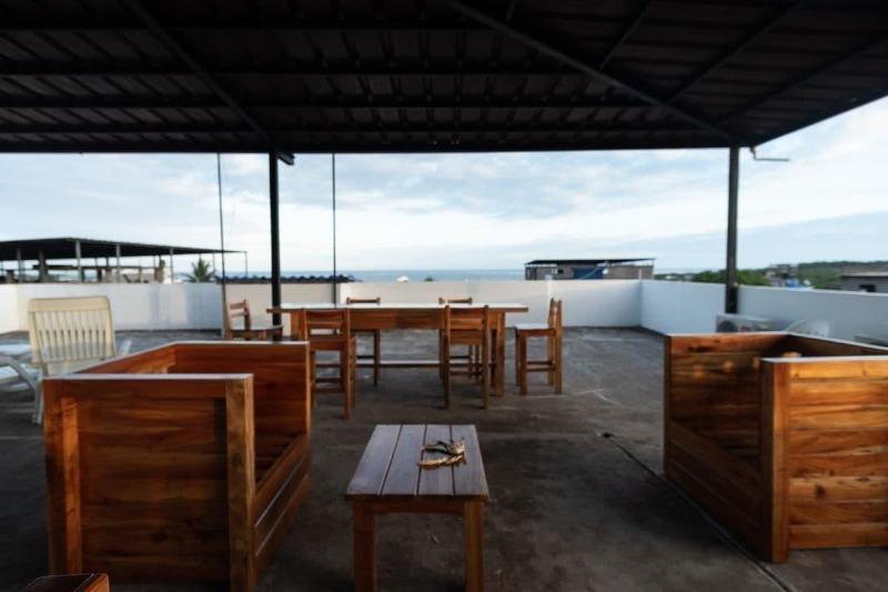 Pension Hostal Tongo Reef