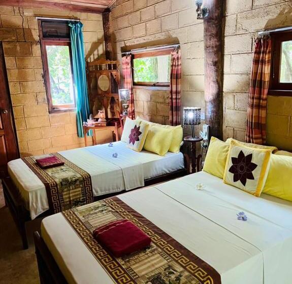 بنسيون Kandy Eco Retreat