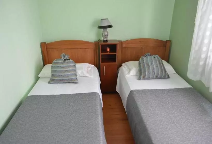 ユースホステル Imperial