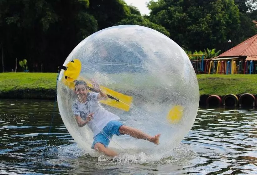 Majatalo Ganso Complexo De Lazer