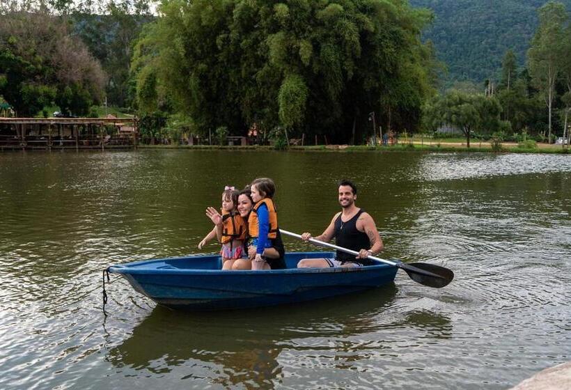 Pension Ganso Complexo De Lazer