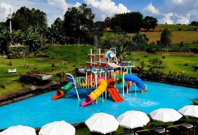 Majatalo Ganso Complexo De Lazer