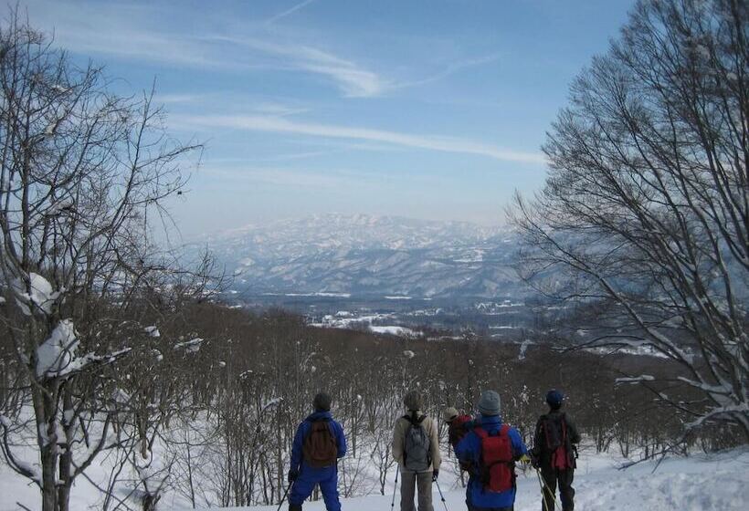 Pensão Resort Project Myoko Kogen