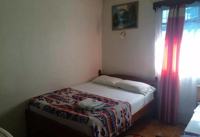 Majatalo Don Santiago Guesthouse Downtown