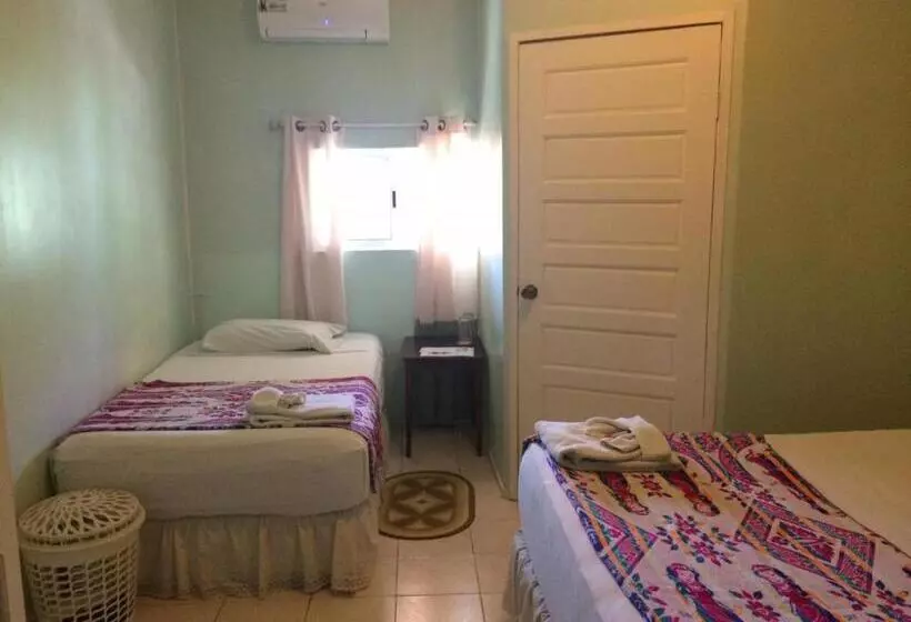 Majatalo Don Santiago Guesthouse Downtown