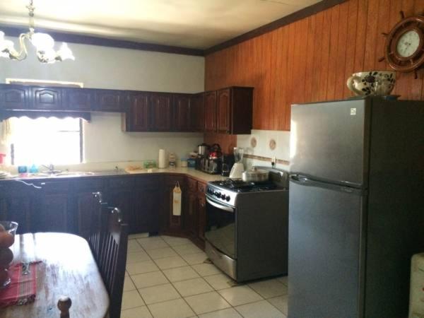 بنسيون Don Santiago Guesthouse Downtown