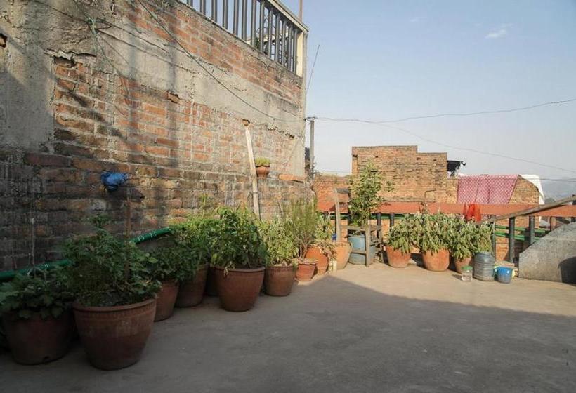 پانسیون Nyatapola Guest House