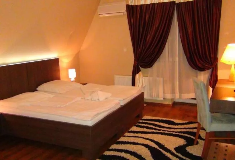 Majatalo Penzion Vila Aria