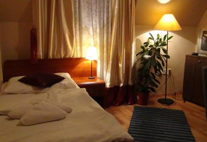 Majatalo Penzion Vila Aria