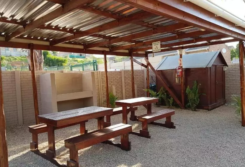 Majatalo Rainbow Guest House And Tours