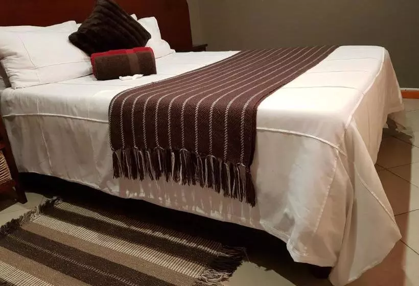 Majatalo Rainbow Guest House And Tours