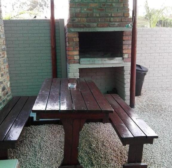 بنسيون Rainbow Guest House And Tours