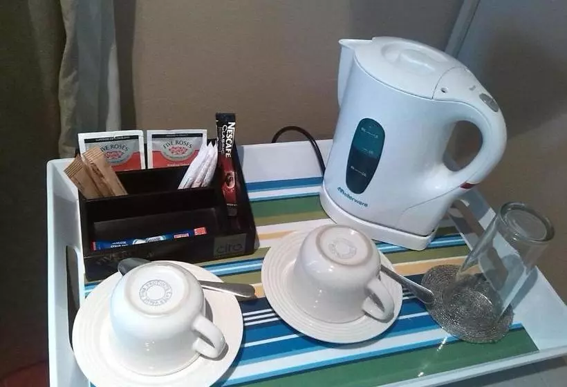 Majatalo Rainbow Guest House And Tours