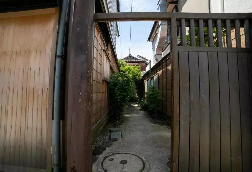 Majatalo Villa Sacra ヴィラサクラ