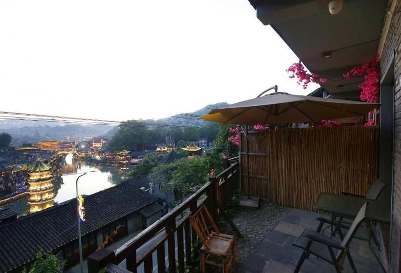 פנסיון Yinji Inn