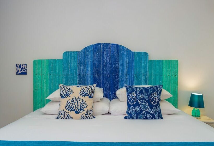 White Coral Apartasuites