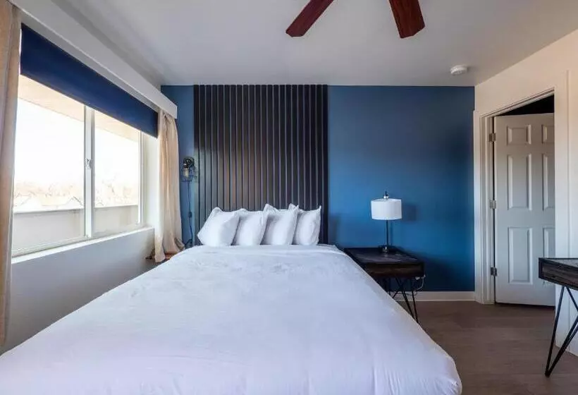 Retkeilymaja Balanced Rock Inn