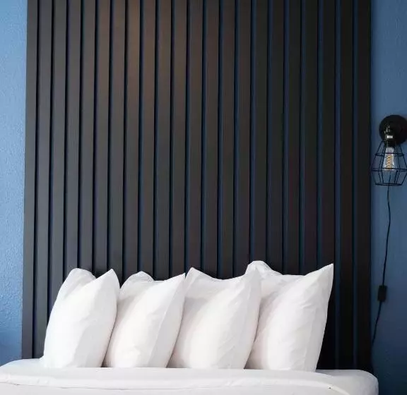 Retkeilymaja Balanced Rock Inn