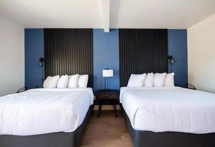 Retkeilymaja Balanced Rock Inn