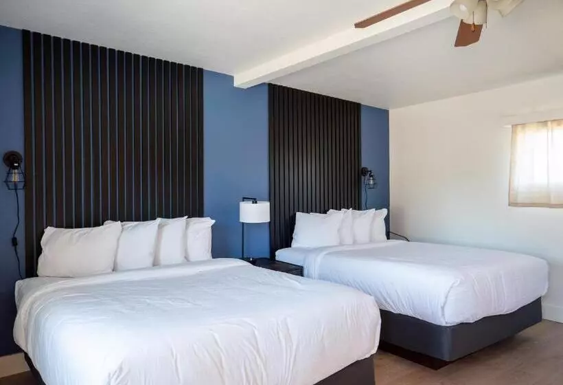 Retkeilymaja Balanced Rock Inn